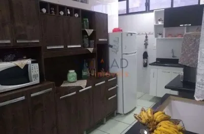 Casa com 2 quartos à venda na Rua Bertoldo Braz de Oliveira, 111, Jardim Natal, Juiz de Fora