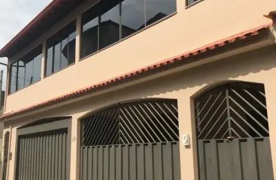 Casa com 3 quartos à venda na Rua Eça de Queiróz, 01, Queluz, Conselheiro Lafaiete