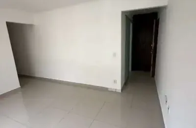 Apartamento com 3 Quartos e 2 banheiros para locação - 84 m² por R$ 3.500,00/mês.