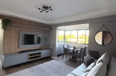 Apartamento no último andar com sol e ventilação. pronto p mudar!