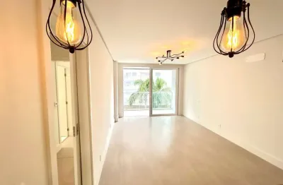 Apartamento com 3 quartos à venda na Avenida Hercílio Luz, 1012, Centro, Florianópolis