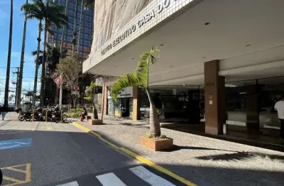 Sala comercial à venda na Avenida Professor Othon Gama D'Eça, 900, Centro, Florianópolis
