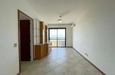 Apartamento com 3 quartos à venda na Rua Cristóvão Nunes Pires, 170, Centro, Florianópolis