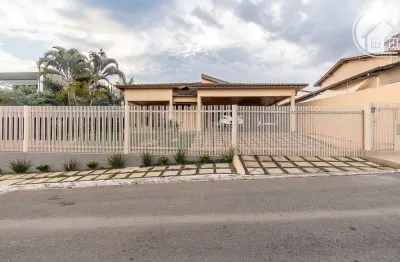 Casa rua 2 em condominio lote 800 metrso aceita financiamento