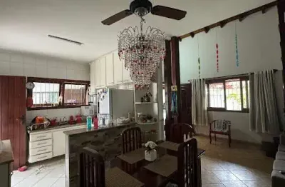 Casa com 3 dormitórios à venda, 167 m² por R$ 530.000,00 - Vila Itapanhau - Bertioga/SP