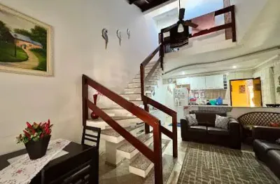 Casa com 5 dormitórios à venda, 217 m² por R$ 910.000,00 - Maitinga - Bertioga/SP