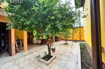 Casa com 3 dormitórios à venda, 200 m² por R$ 1.000.000,00 - Jardim Rio da Praia - Bertioga/SP