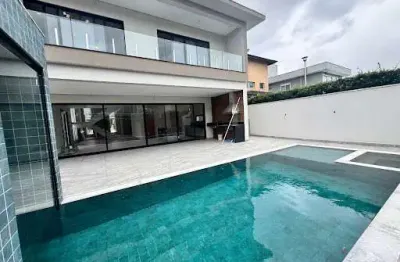 Casa com 4 dormitórios à venda, 364 m² por r$ 3.000.000,00 - maitinga - bertioga/sp