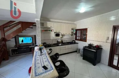 Village com 3 dormitórios à venda, 157 m² por R$ 699.000,00 - Centro - Bertioga/SP