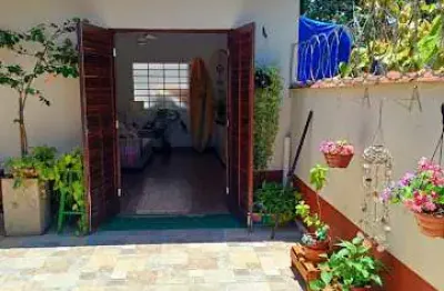 Casa com 3 dormitórios para alugar, 150 m² por R$ 4.000,00 - Centro - Bertioga/SP