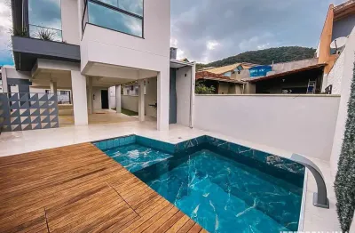 Apartamento com 3 dormitórios à venda, 70 m² por R$ 790.000 - Armação - Penha/SC