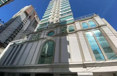 Luxo mobiliado em meia praia: 3 suítes com acabamento de alto padrão!