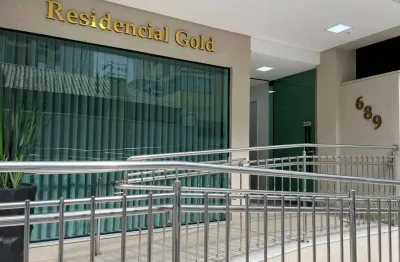 Aconchegante apartamento mobiliado com 2 suítes e churrasqueira em meia praia