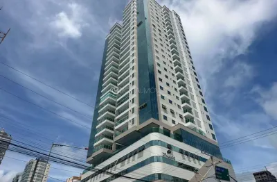 Viva o luxo à beira-mar: residencial garden square em meia praia, itapema/sc