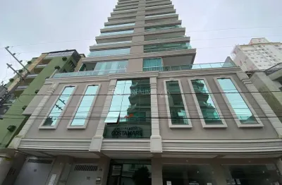 Residencial costamare: espaçoso apartamento de 4 suítes em meia praia