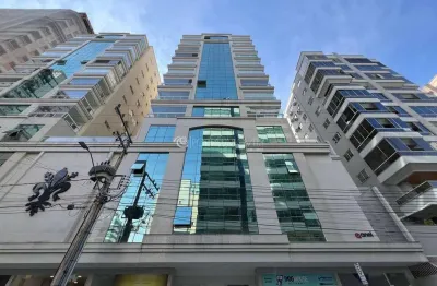 Explore o conforto e elegância do florença residence em meia praia, 3 suítes