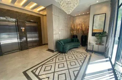 Deslumbrante residência de luxo com vista panorâmica no residencial orion, meia praia, itapema-sc