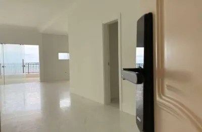 Experiência exclusiva à beira-mar no residencial la vie em meia praia, itapema sc