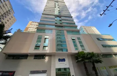 Apartamento com 3 quartos à venda na Rua 236, 309, Meia Praia, Itapema