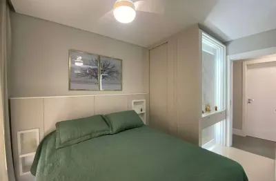 Apartamento com 5 quartos à venda na Rua 254, 1, Meia Praia, Itapema