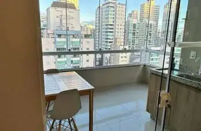 Apartamento com 3 quartos à venda na Rua Duzentos e Vinte e Seis, Meia Praia, Itapema