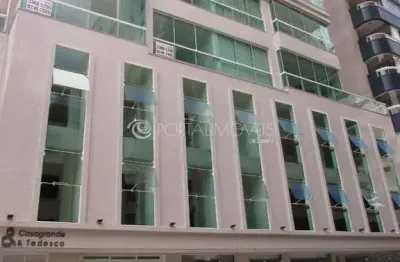 Apartamento com 3 quartos à venda em Meia Praia, Itapema 