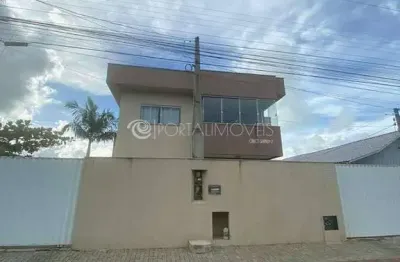Casa à venda no Balneário Perequê, Porto Belo 