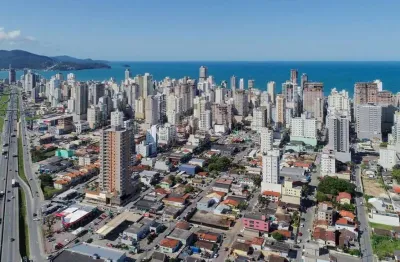 Apartamento com 2 quartos à venda na Rua 246, 1, Meia Praia, Itapema