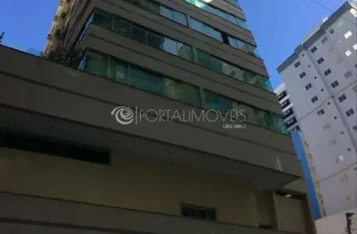 Apartamento com 3 quartos à venda na Rua 238, 155, Meia Praia, Itapema