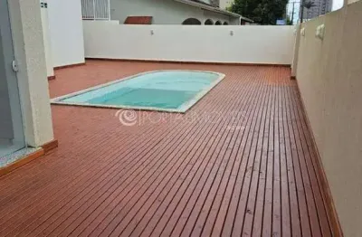 A poucos passos do mar: apartamento mobiliado com 2 suítes em porto belo