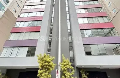 Seu novo lar na praia: apartamento semimobiliado com 3 dormitórios à venda em meia praia