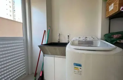 Conforto e praticidade: apartamento mobiliado com 2 suítes em meia praia - sol nascente