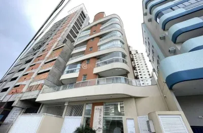 Apartamento com ampla vista mar e 2 dormitórios no residencial ilha do mel – meia praia