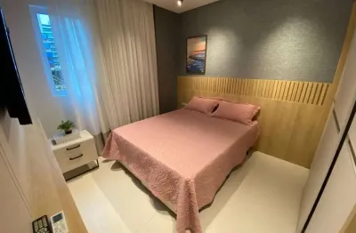 Luxuoso apartamento com 3 suítes e 2 vagas a 390m do mar no residencial isis dellagnelo