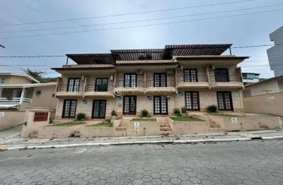 Sobrado mobiliado a 180m do mar em bombas – 3 dormitórios e conforto completo