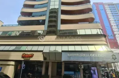 Apartamento com 3 quartos à venda na Rua 239, 99, Meia Praia, Itapema