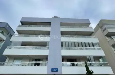 Amplo apartamento mobiliado com churrasqueira e suíte em bombas – residencial elisa