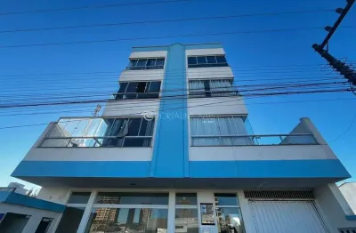 Apartamento mobiliado com pátio privativo em morretes – 2 dorms e garagem