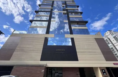 Pronto para morar! 3 suítes, mobiliado, com piscina aquecida e estrutura de clube em itapema