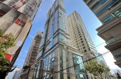 Alto padrão na meia praia: 4 dormitórios no grand soleil com vista incrível e lazer completo!