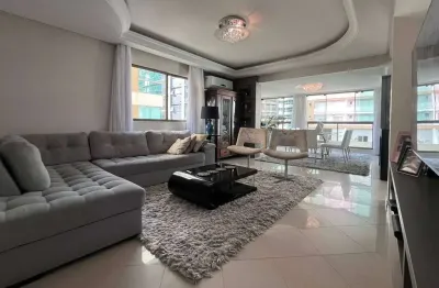 Mobiliado com 3 suítes e lazer completo – apto no pôr do sol, meia praia