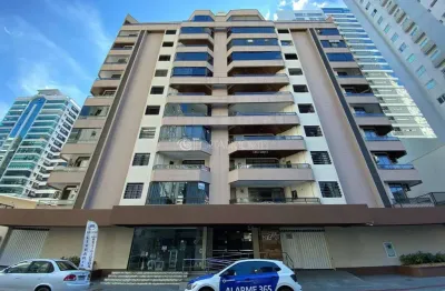 Oportunidade em itapema: 3 dorms, 1 suíte e garagem na meia praia