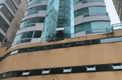 Apartamento com 4 quartos à venda na Rua 246, 200, Meia Praia, Itapema