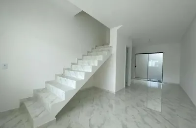 Oportunidade em itapema: sobrado novo com 69m² e 2 suítes a um preço imperdível