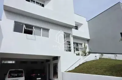 Casa com 4 quartos à venda na Rua Lívio Moreira, 550, São Lourenço, Curitiba