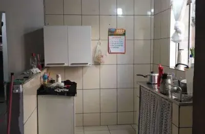 Casa com 2 quartos à venda no jardim tarumãs, caraguatatuba  por r$ 230.000