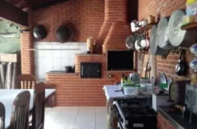 Casa à venda na avenida rio de janeiro, indaiá, caraguatatuba por r$ 1.600.000