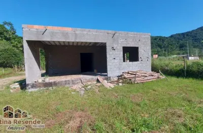 Casa com 3 quartos à venda no pegorelli, caraguatatuba , 132 m2 por r$ 280.000