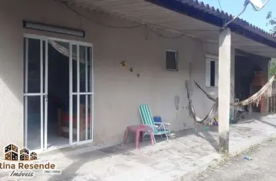 Casa com 1 quarto à venda no massaguaçu, caraguatatuba  por r$ 300.000