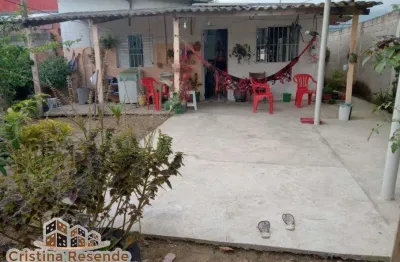 Casa com 2 quartos à venda no pegorelli, caraguatatuba , 500 m2 por r$ 400.000